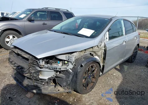 2016 Ford Focus Se z USA, uszkodzony, nr VIN 1FADP3K21GL407269